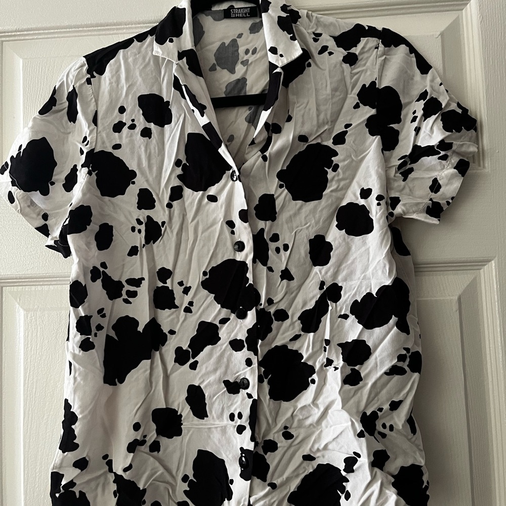 Straight to Hell Cow Print Buttoned Short Sleeved Shirt